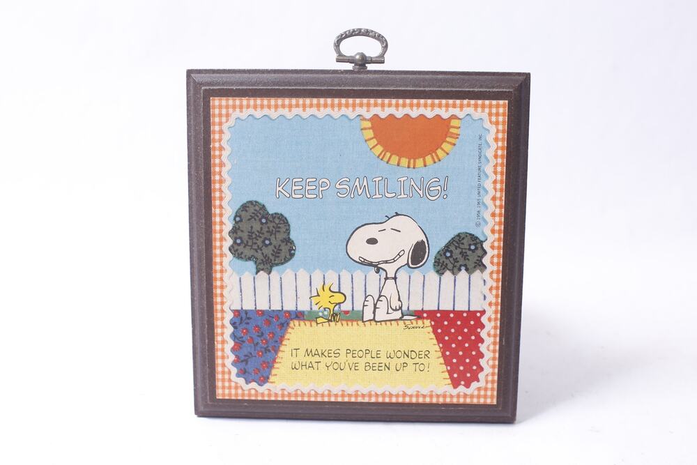 Peanuts Snoopy Keep Smiling Plaque Wall Hanging ~ 260612-WH 1109